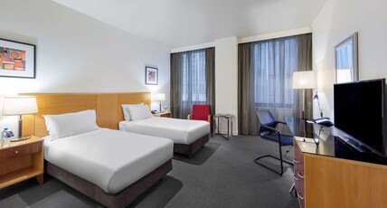 Flagstaff Gardens Hotel Melbourne (Formerly managed by Radisson) Room Type - Twin Room