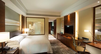 Hilton Shijiazhuang Room Type - KING HILTON STUDIO