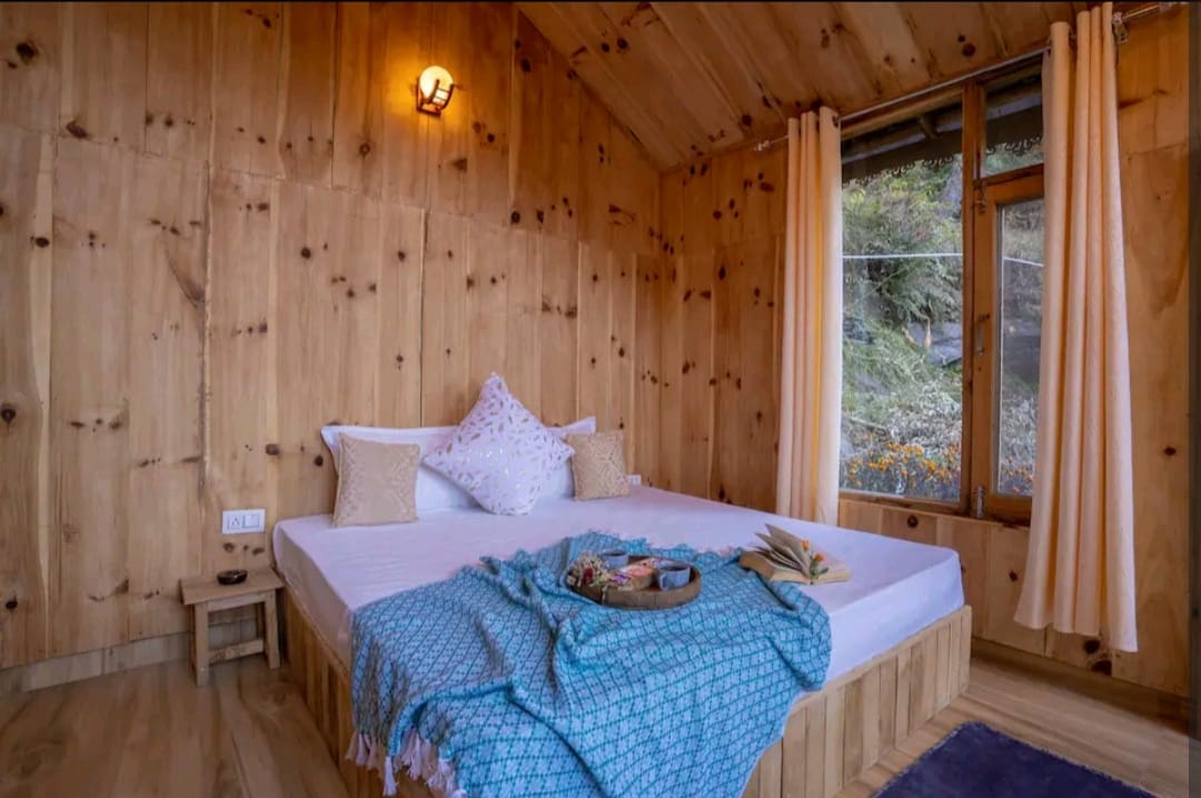 The Chapters Cottage I Tandi I Jibhi - Tap to explore photos
