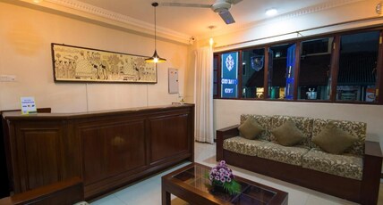 Ceyloni City Hotel Room Type - Deluxe Double Room