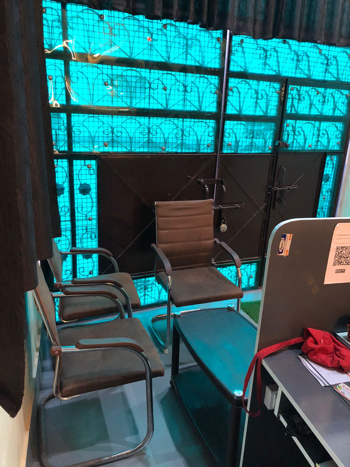 Shri Ladli Krishna Kunj Homestay Near Ram Mandir Ayodhya - Tap to explore photos