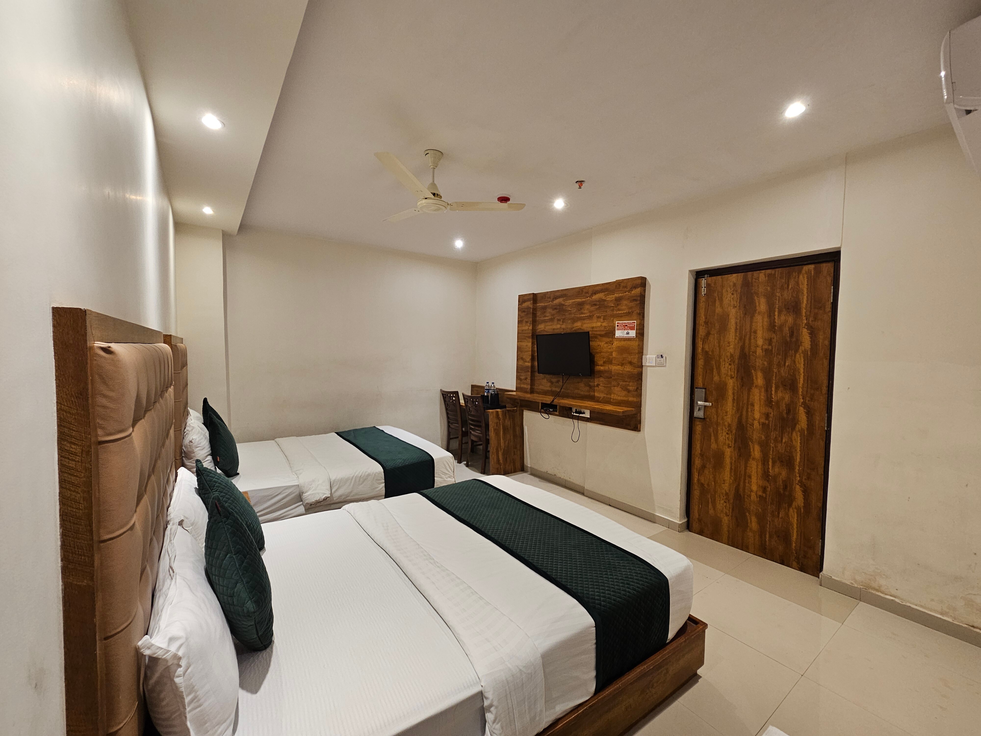 Hotel BKC Garden- Near US Embassy BKC - Tap to explore photos