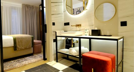 Hotel Indigo Belgrade, an IHG Hotel Room Type - 1 Queen Suite