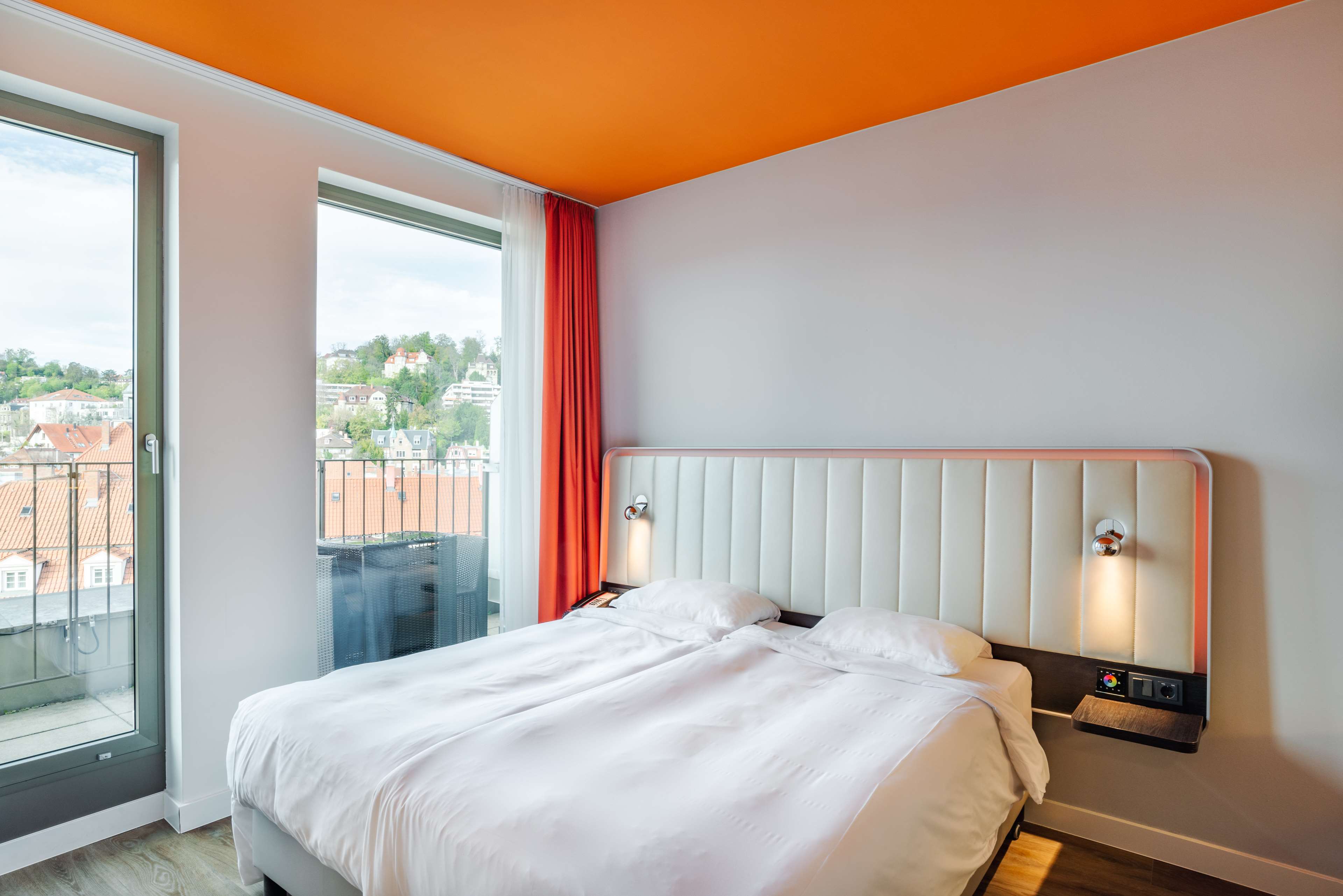 Park Inn by Radisson Stuttgart - Tap to explore photos