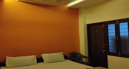 Hotel Shree Punagar Palace Room Type - Super Deluxe Non-AC Room