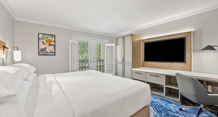 Crowne Plaza Hotel Orlando Downtown Room Type - 1 King Standard