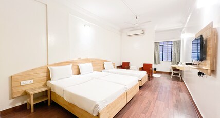 Hotel Vellara Room Type - Executive Triple Room