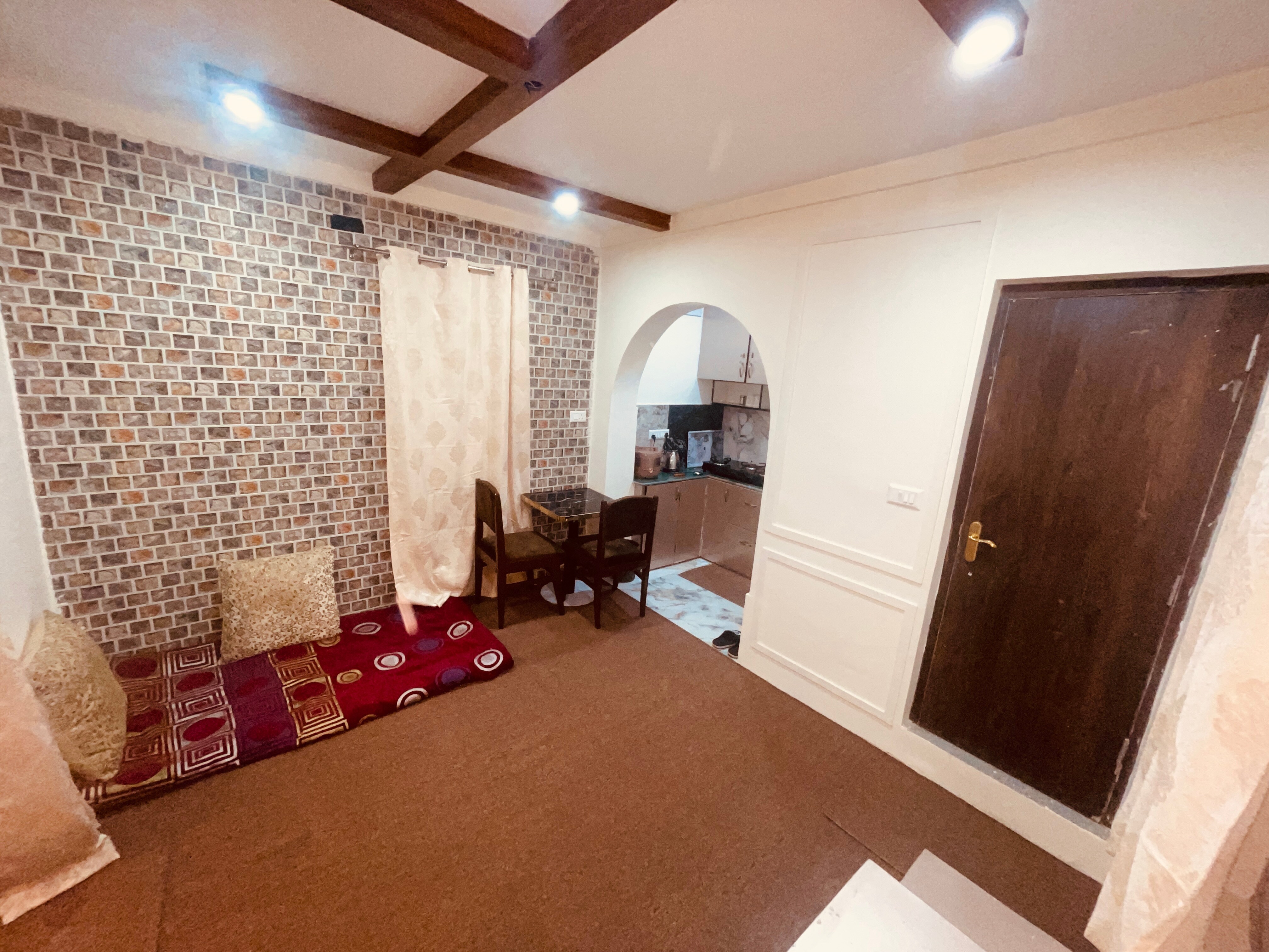 Summershade Homestay - Tap to explore photos