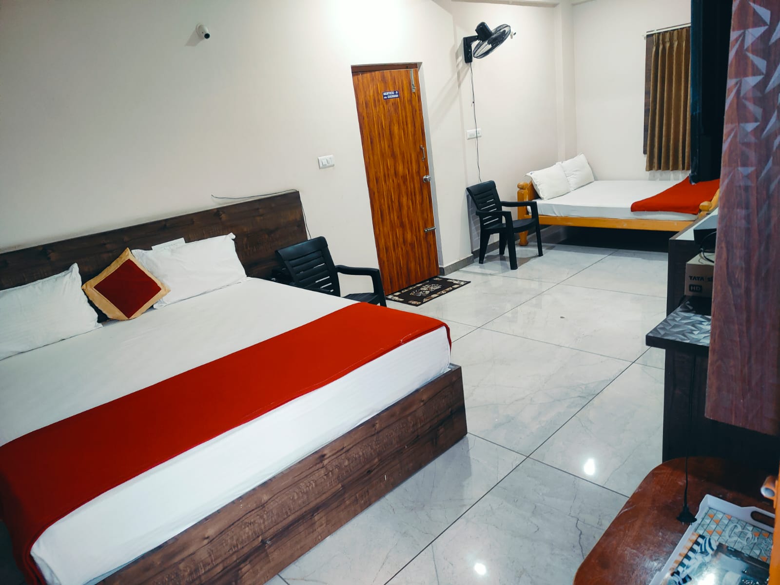 Parvathi Comforts Inn - Tap to explore photos