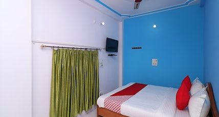 Hotel Neelkanth Lucknow Room Type - Standard AC Room Hotel Neelkanth Lucknow Room Type - Standard AC Room