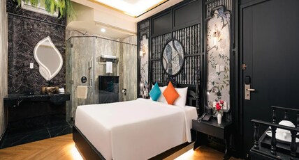 G8 Riverside Hotel Saigon Room Type - Deluxe Double City View
