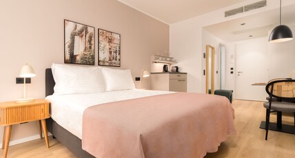Limehome Vienna Favoritenstr. Room Type - Queen Room With Balcony