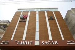 HOTEL SOLITAIRE VIJAY NAGAR BY LOTO PREMIER