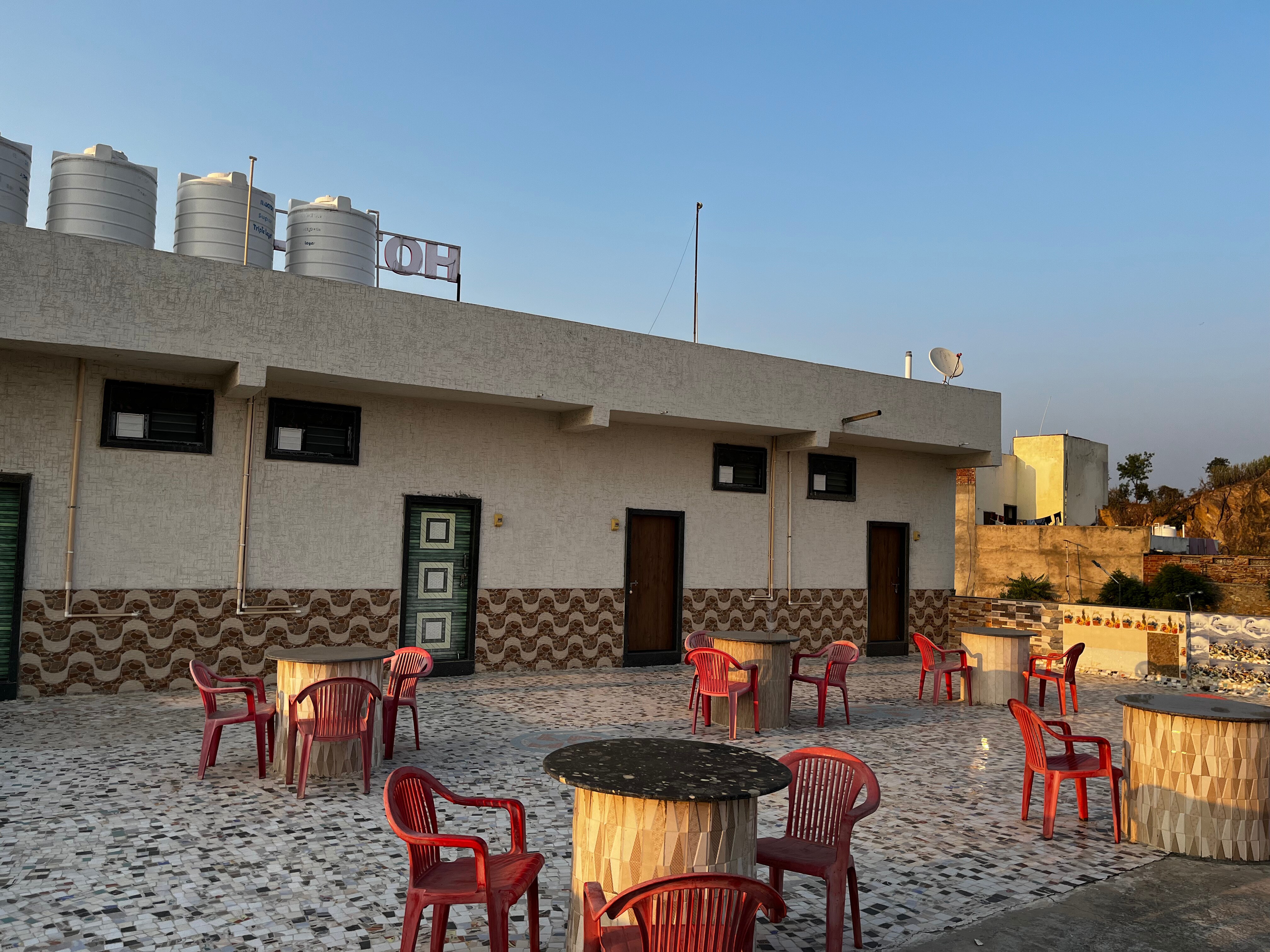 Bittu Da Dhaba - Tap to explore photos