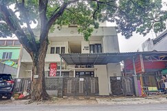Hotel O Lily House