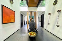 Aura Corporate Suites | Rooms in an Apartment