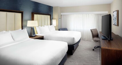 DoubleTree by Hilton Nashua Room Type - 2 QUEENS HEARING ACCESS