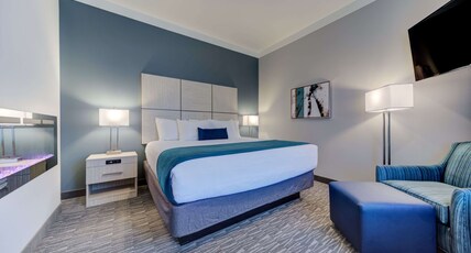 Best Western Premier Peppertree Inn at Bend Room Type - Accessible - Suite 1 King 2 Queen Beds, Mobility Accessible, Roll In Shower, Fireplace, Non-Smoking, Best Western Premier Peppertree Inn at Bend Room Type - Accessible - Suite 1 King 2 Queen Beds, Mobility Accessible, Roll In Shower, Fireplace, Non-Smoking,