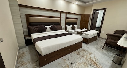 Hotel Dev Rishi By T And M Hotels Room Type - TRIPLE BED