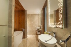 Maya Sanur Resort & Spa