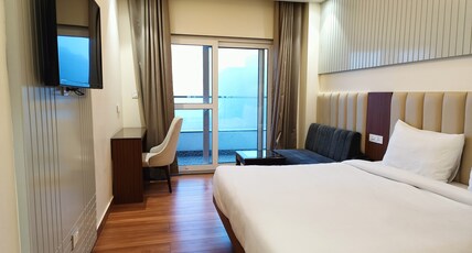 Dwelling Hills Room Type - Mountain View Balcony Room (Minus 03rd floor)
