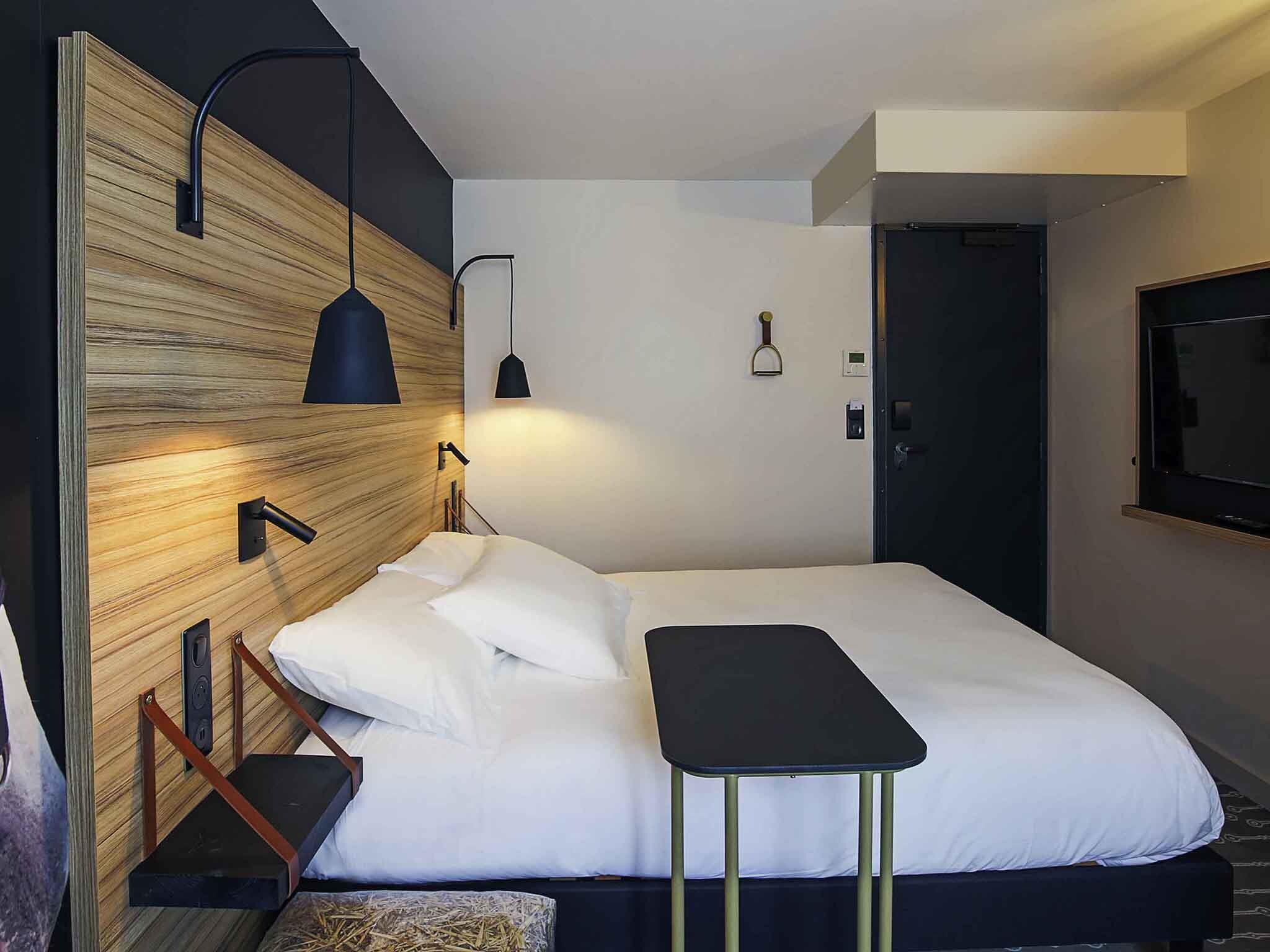 ibis Styles Laval Centre Gare - Tap to explore photos