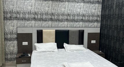 NAWABZ HOTEL Room Type - luxury rooms