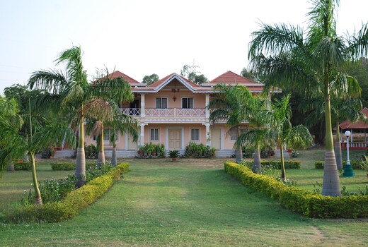 Kishkinda Heritage Resort & Waterpark