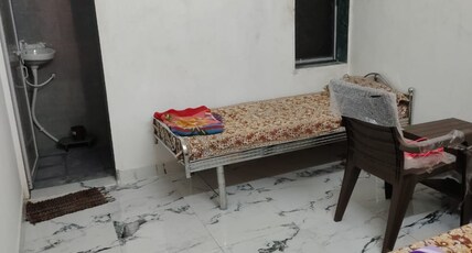 Damodar Bhavan Room Type - Standard double bed room