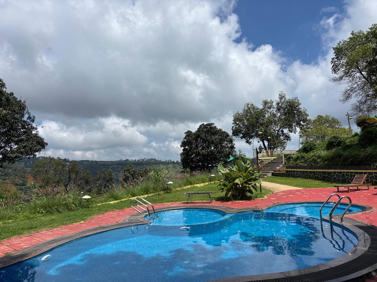 Gurusparsh Resort | Rooms and Restaurant - Tap to explore photos
