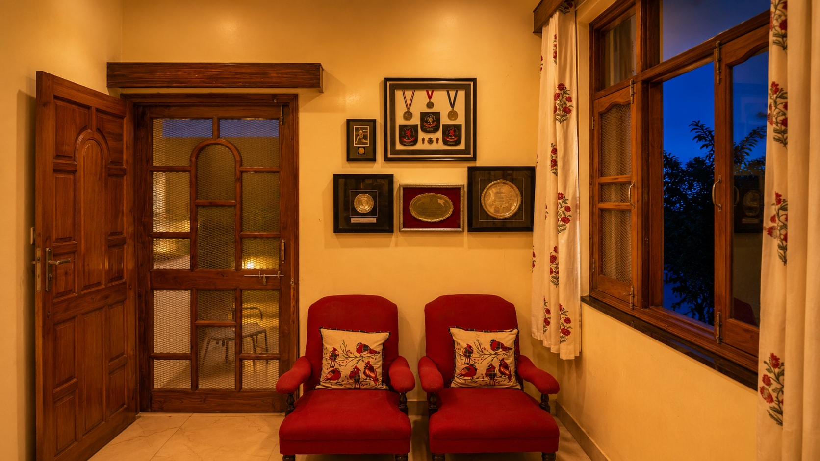 The Pavilion Udaipur - A Luxury Pet Friendly Stay in Udaipur - Tap to explore photos