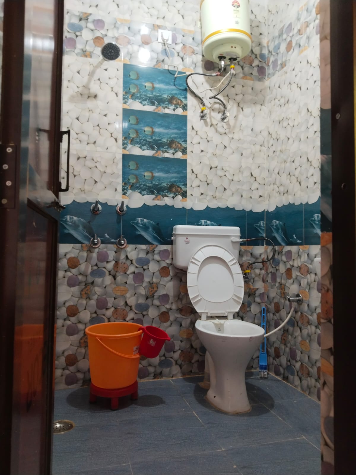 Bhatt 2BHK home stay - Tap to explore photos
