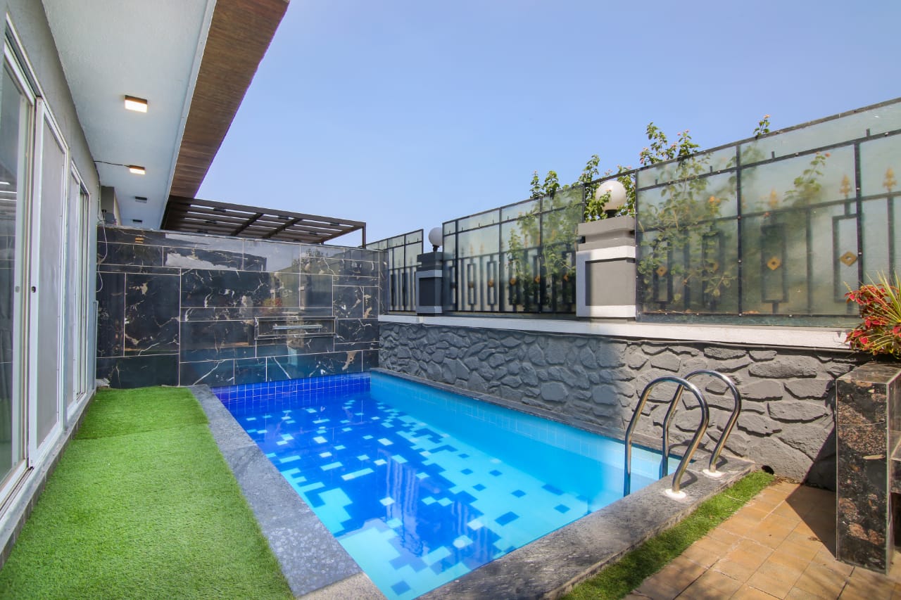 3bhk Luxury villa with private pool in lonavala - Tap to explore photos