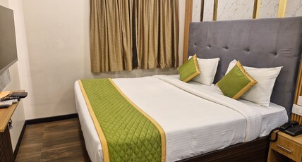 GREEN PALACE INN T Nagar Room Type - Deluxe Double Ac Room