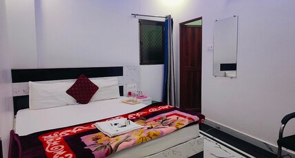 Hanuman Ji Guest house Room Type - Deluxe Room 207