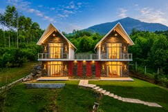 Jose Villa Kanthalloor by VOYE HOMES