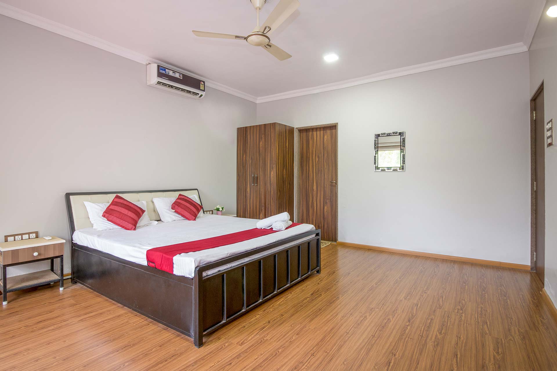 StayVista | Vista Serene 3 BHK Villa - Tap to explore photos