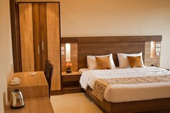 Silva Rosa by Tharavadu