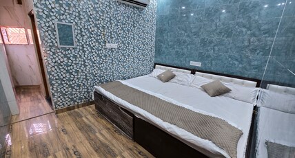 Shri Ganga Palace Room Type - Triple Bed 3 Occupancy Bedroom 2