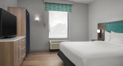 HOME2 SUITES BY HILTON LAS CRUCES Room Type - 1KING ACC TUB STE NONSMOK