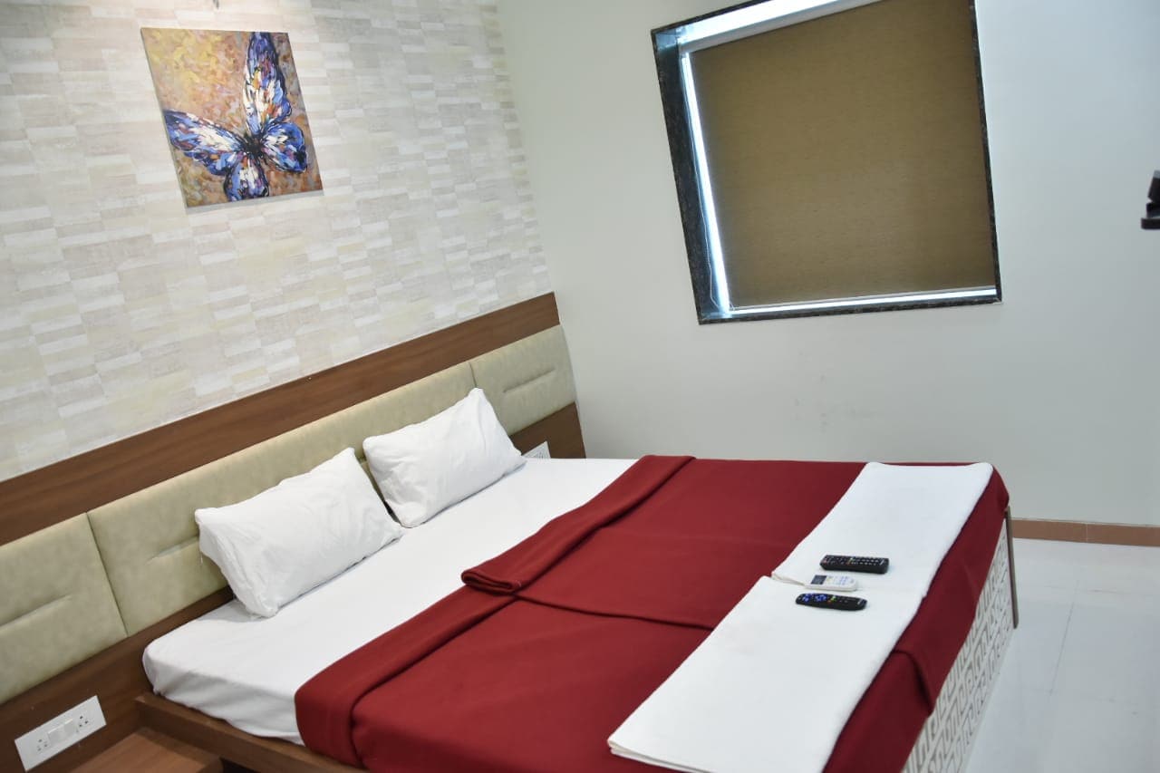 Vipul Residency - Tap to explore photos