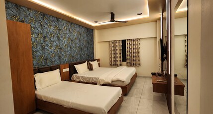 Hotel Best Elegance Room Type - DELUXE 3 PERSON