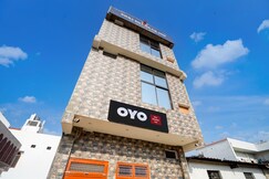 SPOT ON Shri Shankar Inn