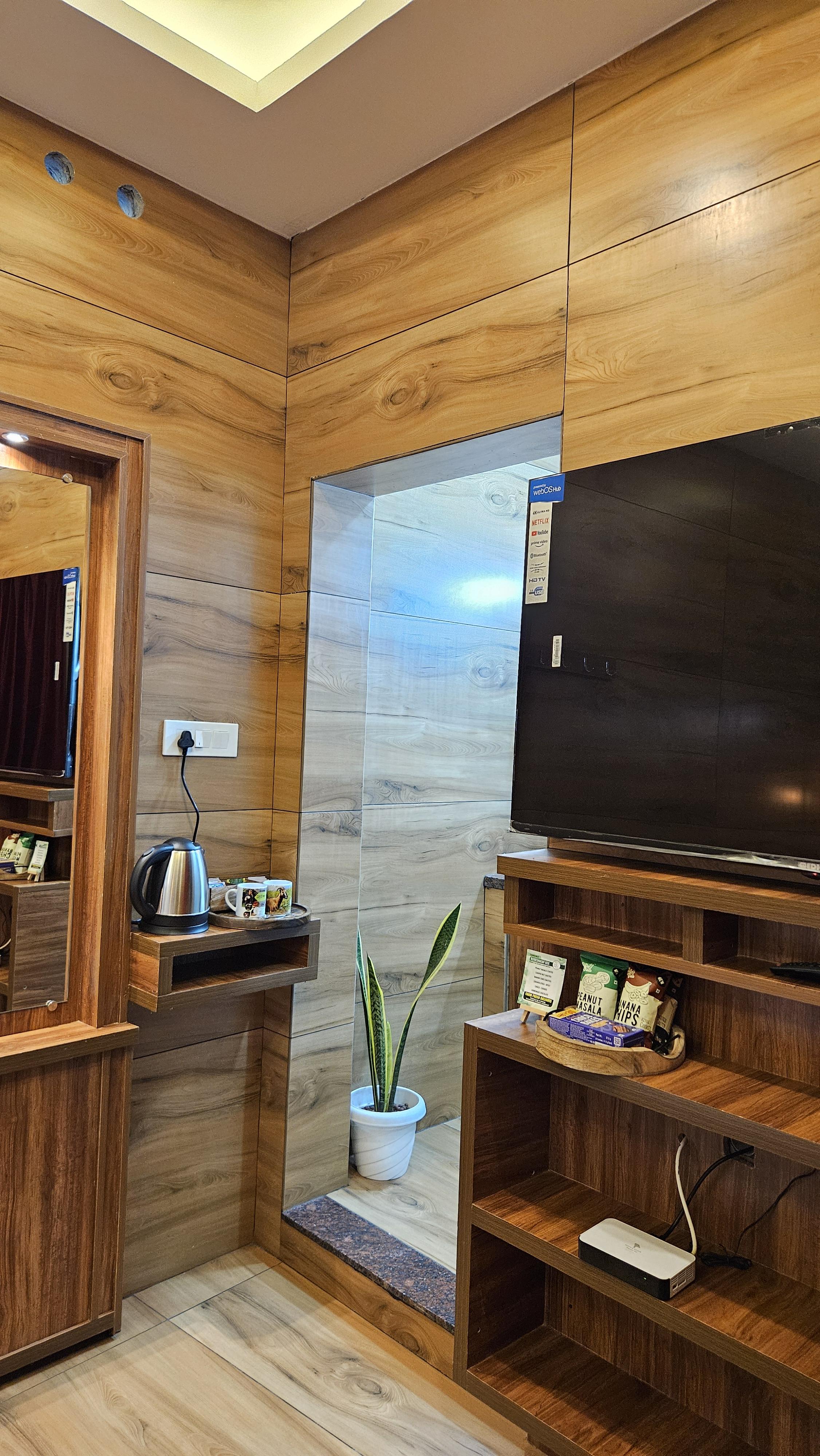 S & B Boutique Homestay - Tap to explore photos