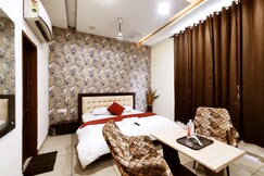 THE SKY LAND - A Hotel with Super Deluxe Smart Rooms By SKY Hotels