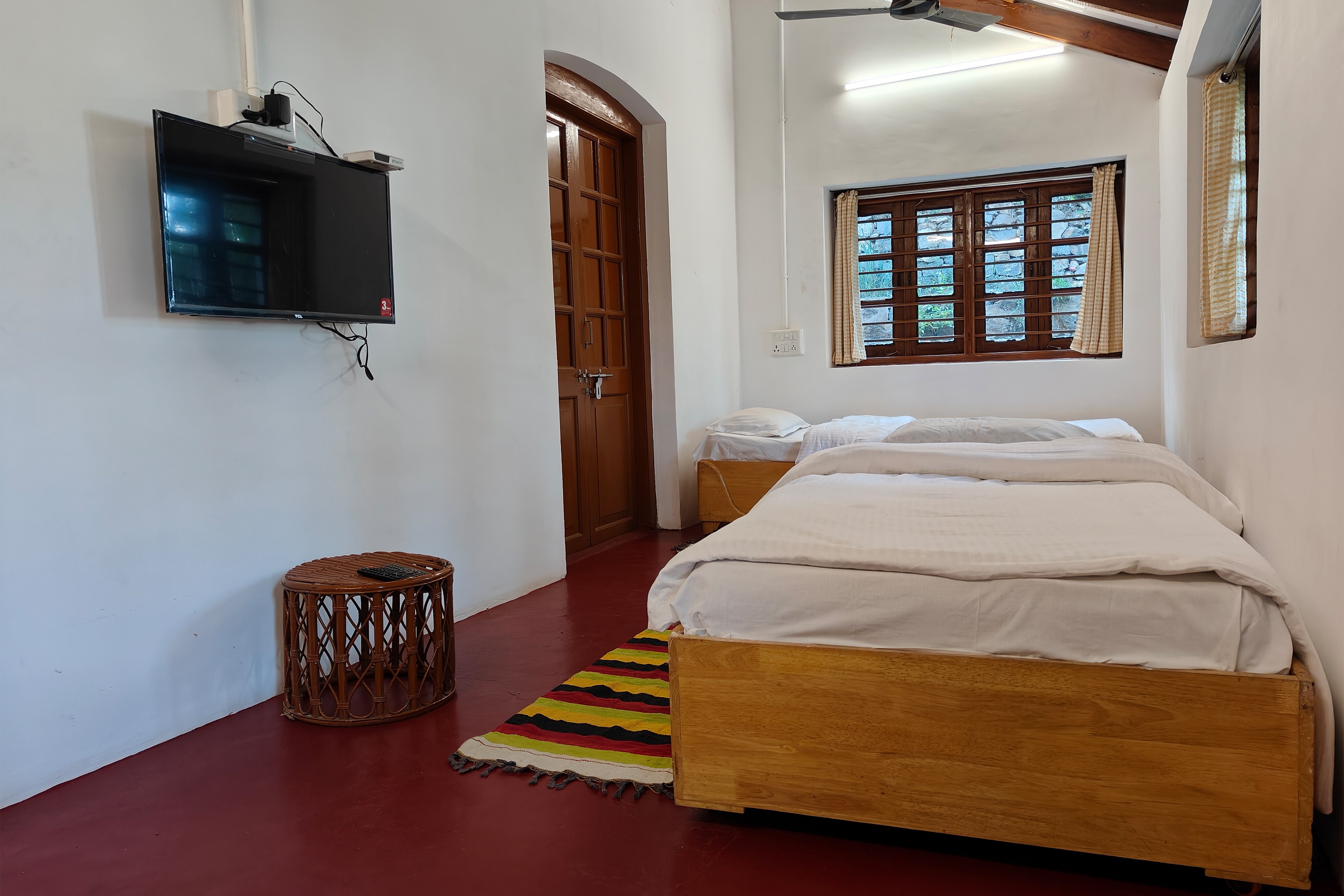 Tipperary Cottage | Entire 4 BHK Homestay - Tap to explore photos