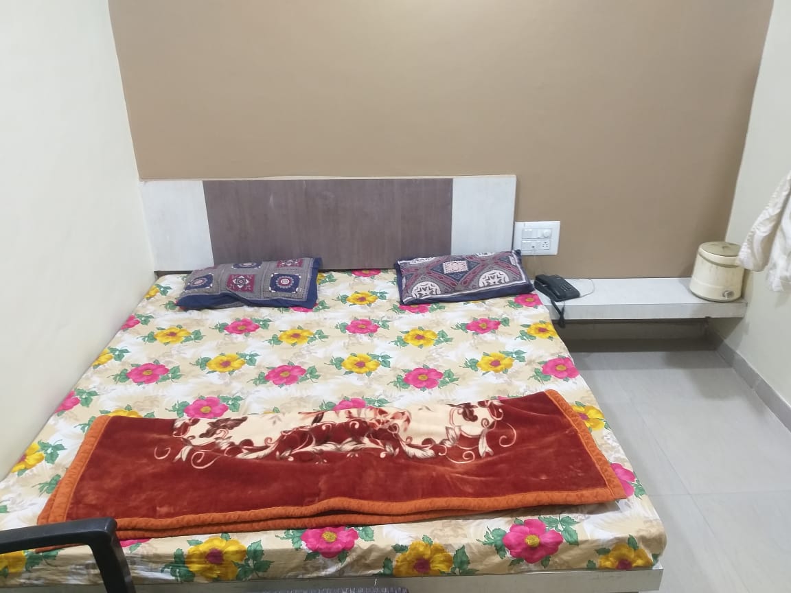 Hotel PAdmawati - Tap to explore photos
