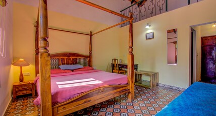 Silver Brook Estate Homestay | Rooms & Restaurant Room Type - Superior Executive Room