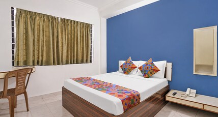 FabHotel Kamal Palace Room Type - Premium Room