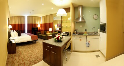 Staybridge Suites BEIRUT Room Type - 1 King Bed Studio Ste City View